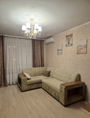 Продам двухкомнатную (2-комн.) квартиру, Победы б-р, 47, Воронеж г