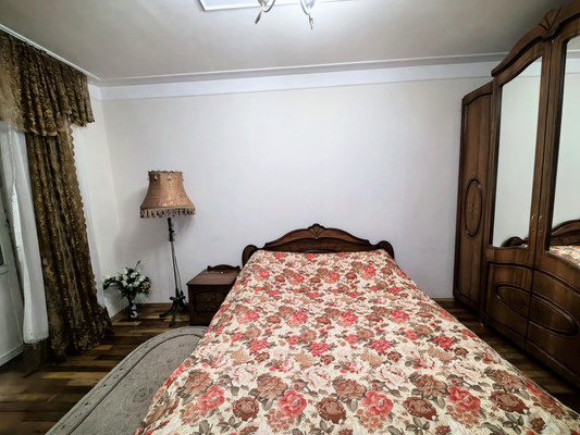 Сдам двухкомнатную (2-комн.) квартиру, Ахохова ул, 141кБ, Нальчик г