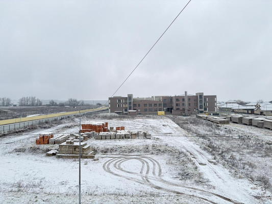 Продам однокомнатную (1-комн.) квартиру, Олимпийский б-р, 3, Баксан г