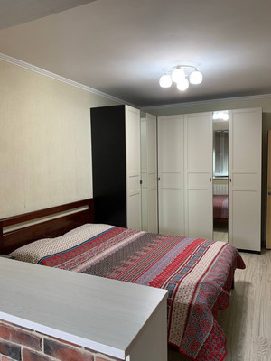 Продам двухкомнатную (2-комн.) квартиру, Северный (Купелинка мкр) кв-л, 4, Сапроново д