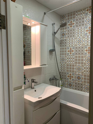 Продам двухкомнатную (2-комн.) квартиру, Северный (Купелинка мкр) кв-л, 4, Сапроново д