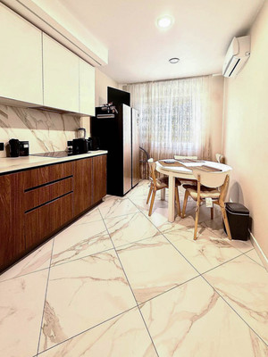 Продам двухкомнатную (2-комн.) квартиру, Зеленые аллеи б-р, 17, Видное г