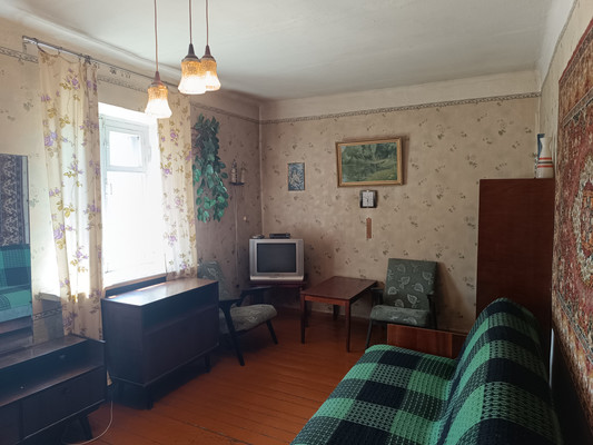 Продам двухкомнатную (2-комн.) квартиру, Шоссейная ул, 37, Зуя пгт