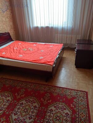 Сдам двухкомнатную (2-комн.) квартиру, Парашютная ул, 82А, Красноярск г