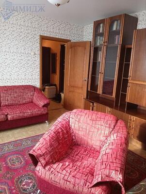 Сдам двухкомнатную (2-комн.) квартиру, Парашютная ул, 82А, Красноярск г