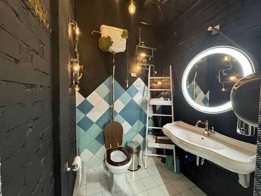 Продам коммерческое помещение 492 м2, Большая Почтовая ул, 32, Москва г