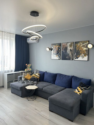 Продам двухкомнатную (2-комн.) квартиру, Бассейная ул, 38, Калининград г