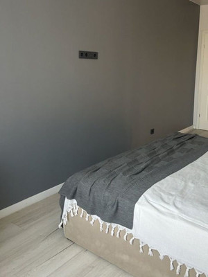 Продам двухкомнатную (2-комн.) квартиру, Бассейная ул, 38, Калининград г