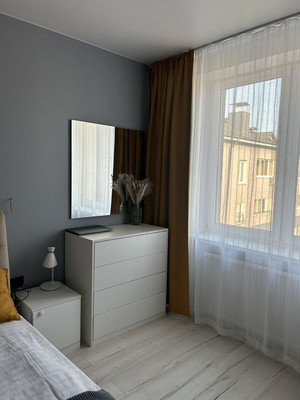 Продам двухкомнатную (2-комн.) квартиру, Бассейная ул, 38, Калининград г