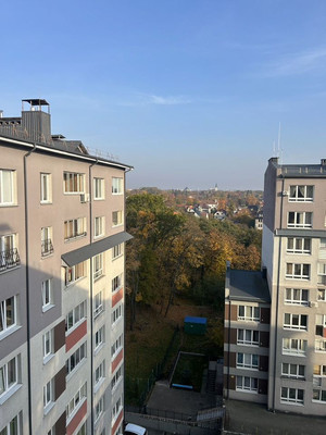 Продам двухкомнатную (2-комн.) квартиру, Бассейная ул, 38, Калининград г