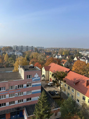 Продам двухкомнатную (2-комн.) квартиру, Бассейная ул, 38, Калининград г