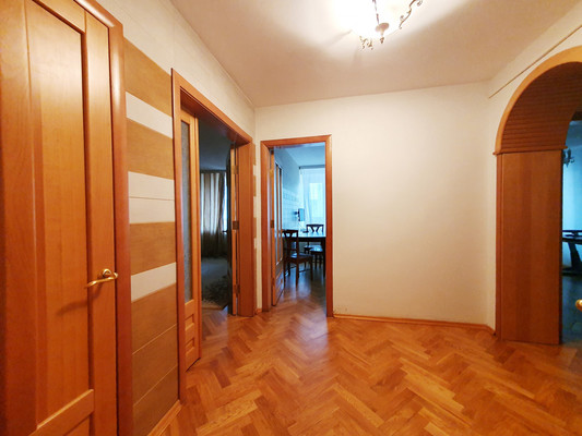 Продам двухкомнатную (2-комн.) квартиру, Первомайская ул, 57, Липецк г