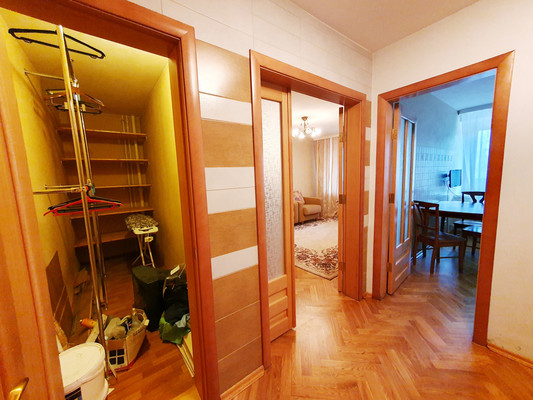 Продам двухкомнатную (2-комн.) квартиру, Первомайская ул, 57, Липецк г