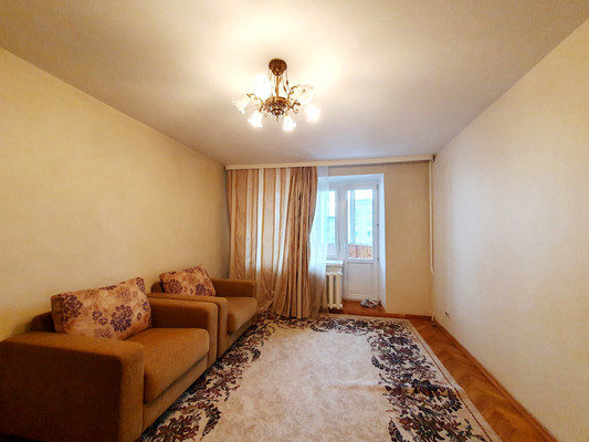 Продам двухкомнатную (2-комн.) квартиру, Первомайская ул, 57, Липецк г