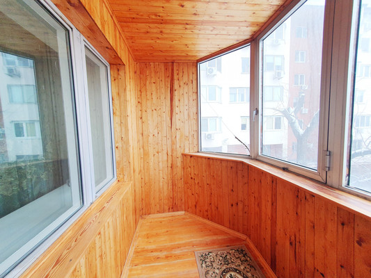 Продам двухкомнатную (2-комн.) квартиру, Первомайская ул, 57, Липецк г