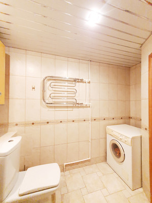 Продам двухкомнатную (2-комн.) квартиру, Первомайская ул, 57, Липецк г