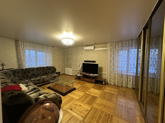 Продам многокомнатную квартиру, Мира ул, 100, Иркутск г