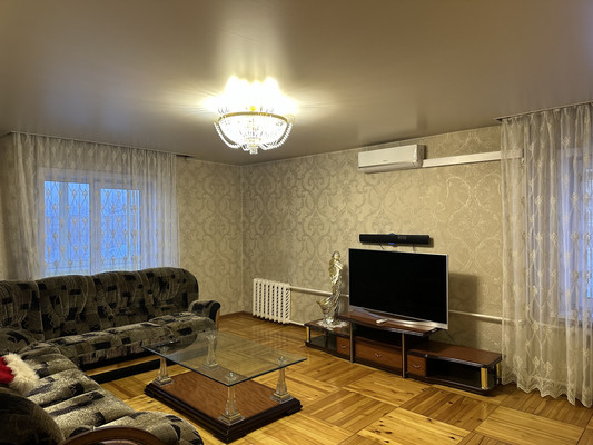 Продам многокомнатную квартиру, Мира ул, 100, Иркутск г