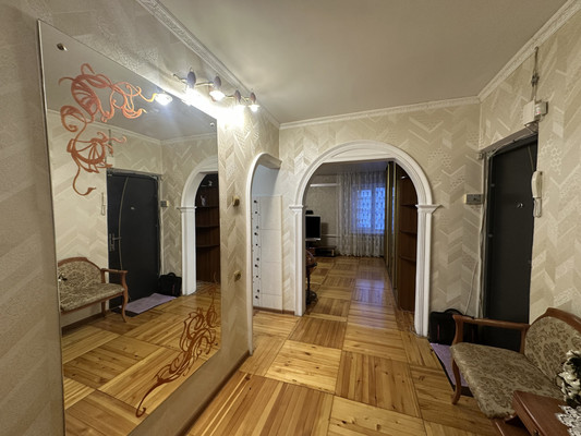 Продам многокомнатную квартиру, Мира ул, 100, Иркутск г