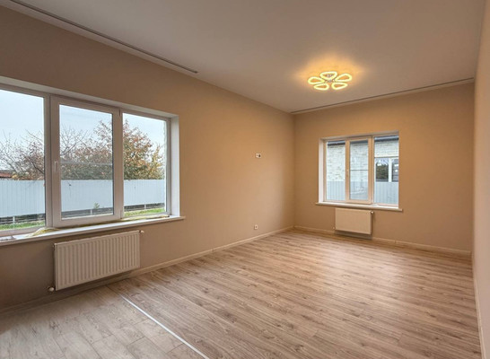 Продам дом, Островского ул, 196, Славянск-на-Кубани г, 0 км от города