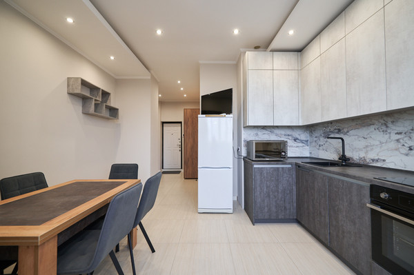 Продам двухкомнатную (2-комн.) квартиру, Новокуркинское ш, 51, Москва г