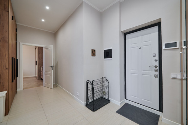 Продам двухкомнатную (2-комн.) квартиру, Новокуркинское ш, 51, Москва г