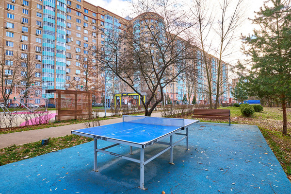 Продам двухкомнатную (2-комн.) квартиру, Новокуркинское ш, 51, Москва г