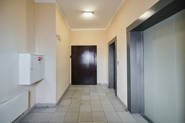 Продам двухкомнатную (2-комн.) квартиру, Новокуркинское ш, 51, Москва г