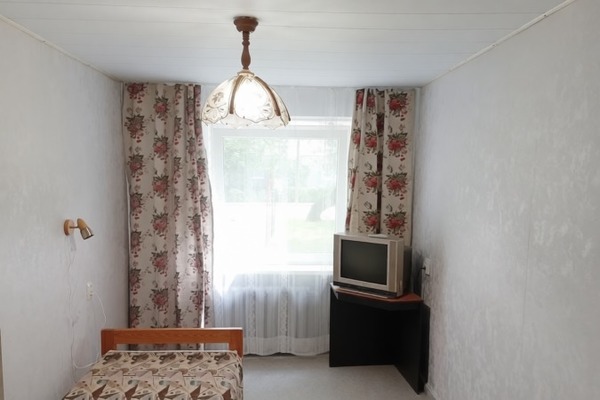 Продам трехкомнатную (3-комн.) квартиру, Аллея смелых ул, 3, Калининград г