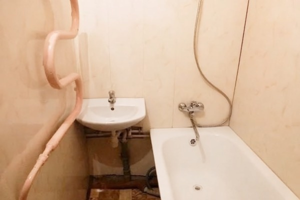 Продам трехкомнатную (3-комн.) квартиру, Аллея смелых ул, 3, Калининград г