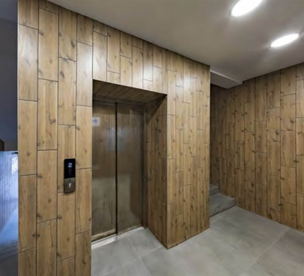 Продам трехкомнатную (3-комн.) квартиру, Героя России Катериничева ул, 7, Калининград г