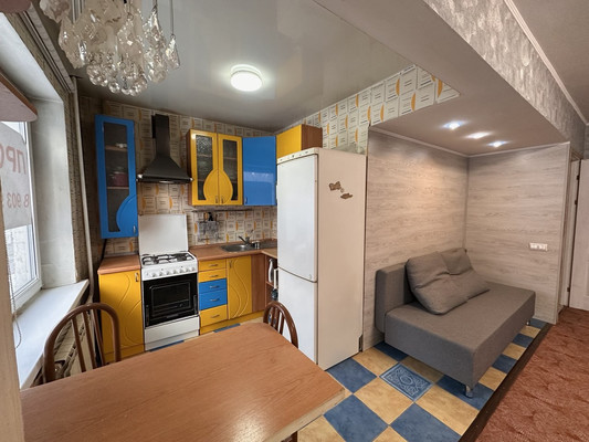 Продам двухкомнатную (2-комн.) квартиру, Речной пер, 19, Красноярск г