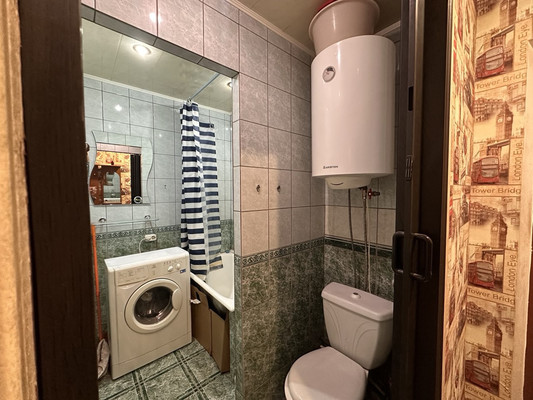 Продам двухкомнатную (2-комн.) квартиру, Речной пер, 19, Красноярск г