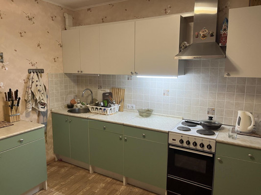 Продам однокомнатную (1-комн.) квартиру, Баулинская (Новые Островцы мкр) ул, 5к1, Островцы д