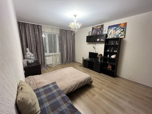 Продам однокомнатную (1-комн.) квартиру, Баулинская (Новые Островцы мкр) ул, 5к1, Островцы д