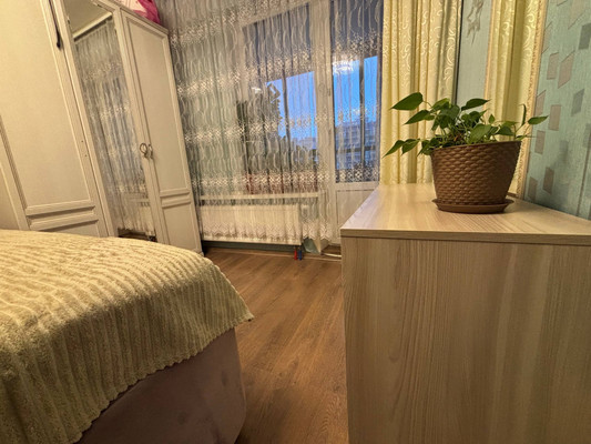 Продам двухкомнатную (2-комн.) квартиру, Шувалова ул, 1, Мурино п