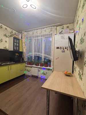 Продам двухкомнатную (2-комн.) квартиру, Шувалова ул, 1, Мурино п