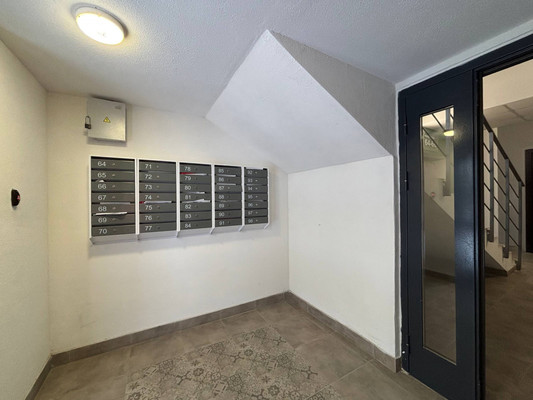 Продам однокомнатную (1-комн.) квартиру, Кутышева ул, 9Бк6, Малое Верево д