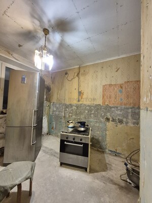 Продам двухкомнатную (2-комн.) квартиру, Загорьевский проезд, 5к1, Москва г