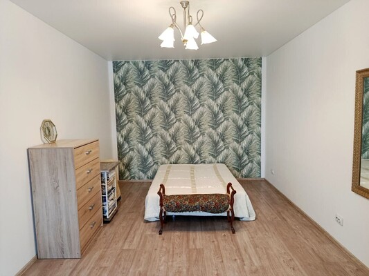 Продам многокомнатную квартиру, Красногорский б-р, 24, Красногорск г