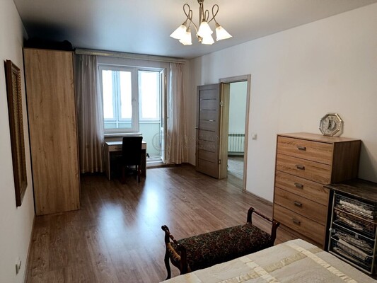 Продам многокомнатную квартиру, Красногорский б-р, 24, Красногорск г