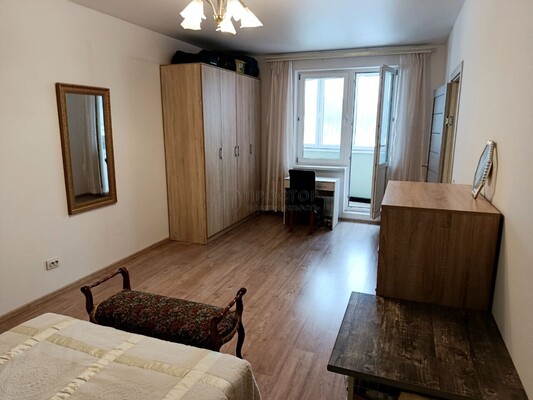 Продам многокомнатную квартиру, Красногорский б-р, 24, Красногорск г