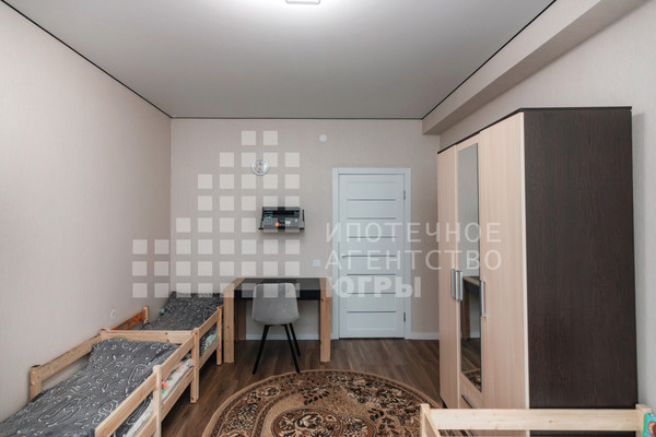 Продам однокомнатную (1-комн.) квартиру, Самаровская ул, 4, Ханты-Мансийск г