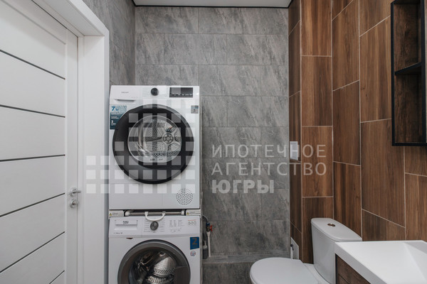 Продам однокомнатную (1-комн.) квартиру, Самаровская ул, 4, Ханты-Мансийск г