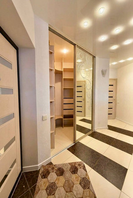 Продам трехкомнатную (3-комн.) квартиру, Свердлова ул, 46, Йошкар-Ола г