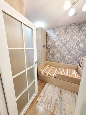 Продам однокомнатную (1-комн.) квартиру, Чехова ул, 3/7, Казань г