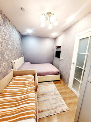 Продам однокомнатную (1-комн.) квартиру, Чехова ул, 3/7, Казань г