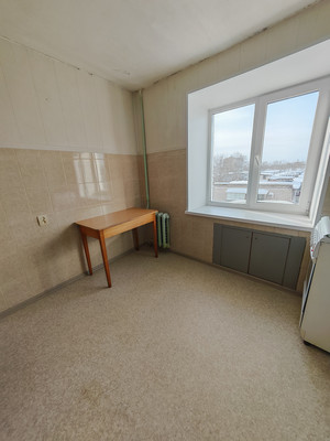 Продам двухкомнатную (2-комн.) квартиру, Первостроителей пр-кт, 15, Комсомольск-на-Амуре г