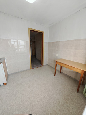 Продам двухкомнатную (2-комн.) квартиру, Первостроителей пр-кт, 15, Комсомольск-на-Амуре г