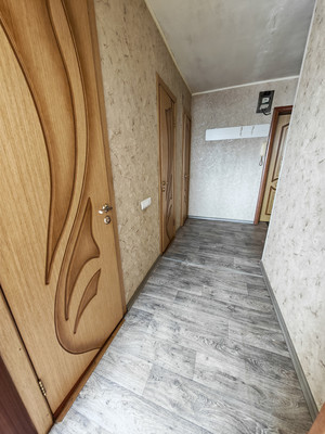 Продам двухкомнатную (2-комн.) квартиру, Первостроителей пр-кт, 15, Комсомольск-на-Амуре г